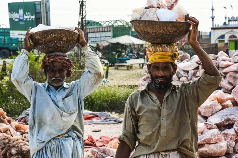 Laborers Carrying Rock Salt Laborers Carrying Rock Salt Natural Lamps Famous All Over World Their Unique Beautiful at Khewra Salt Mine